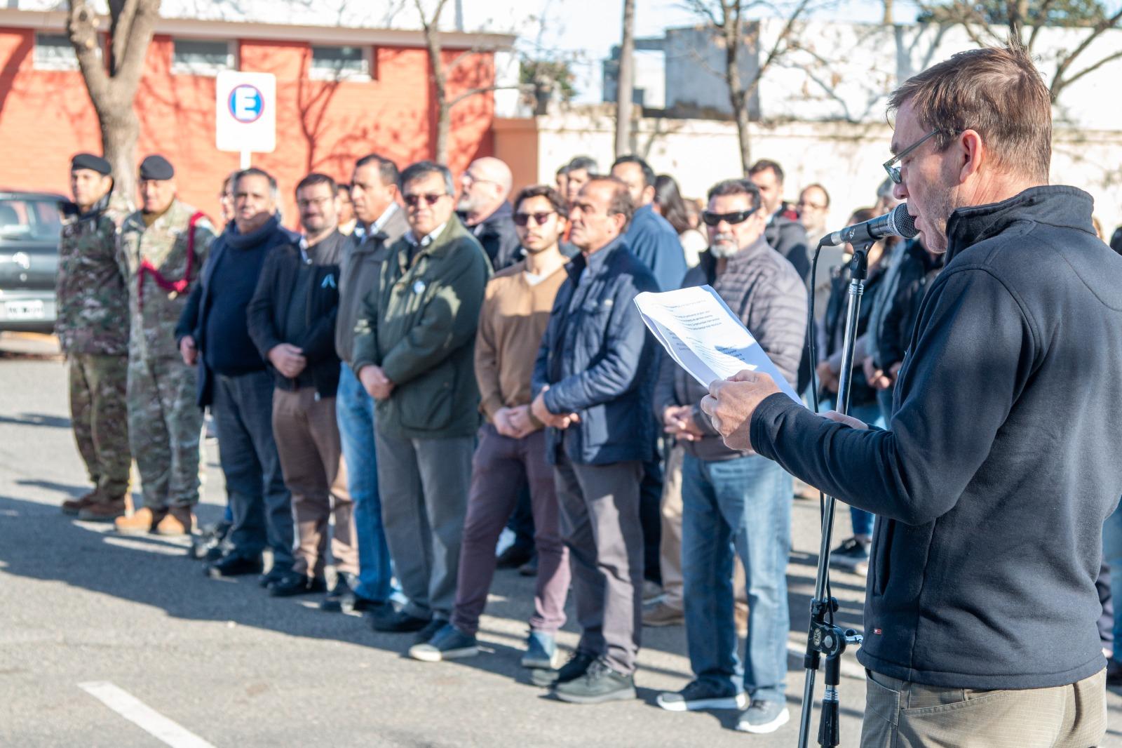 ACTO POR EL DÍA DE LA REAFIRMACIÓN DE LOS DERECHOS ARGENTINOS SOBRE LAS ISLAS MALVINAS