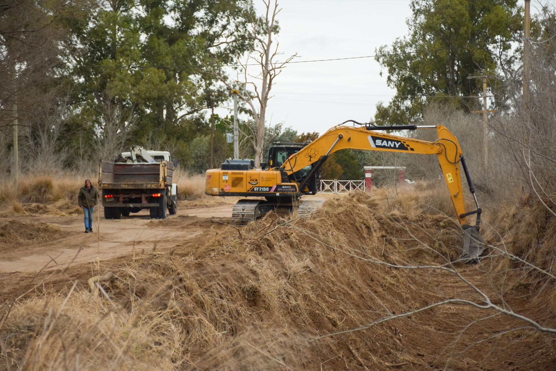 LA MUNICIPALIDAD CONCRETÓ UNA NUEVA JORNADA INTEGRAL DE LIMPIEZA EN BARRIO VILLA BORGNA