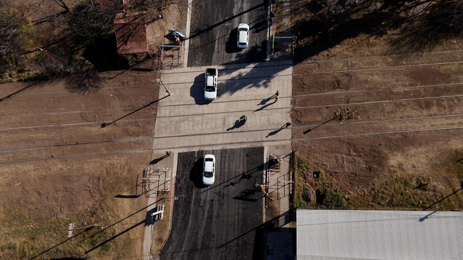 CONCLUYÓ LA RECONSTRUCCIÓN DEL PASO A NIVEL DE CALLE 2 