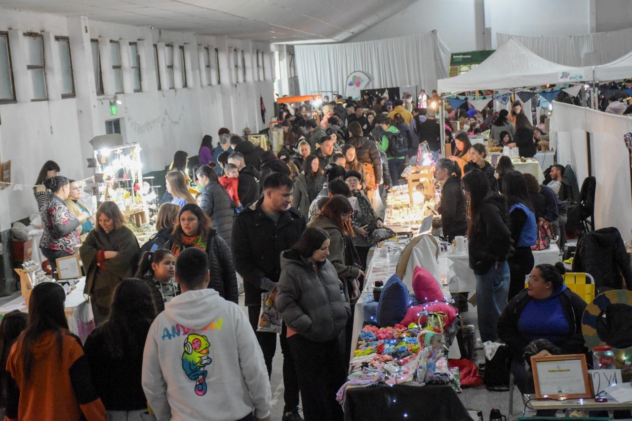 CON GRAN CONCURRENCIA CONCRETARON UNA EXITOSA FERIA DE LA AMISTAD