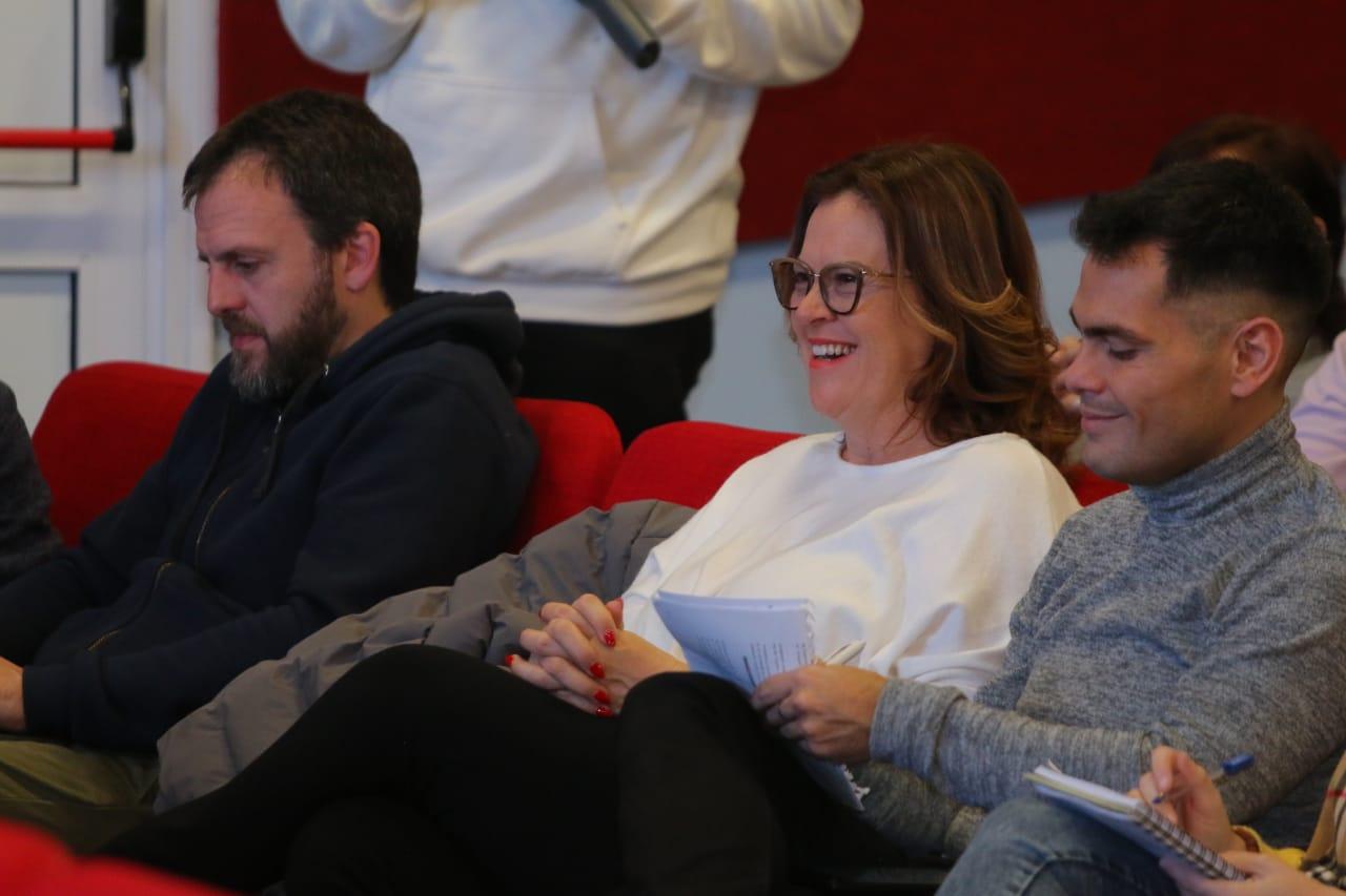 TENEMOS QUE ANALIZAR COLECTIVAMENTE DE QUÉ MANERA SEGUIR TRANSFORMANDO